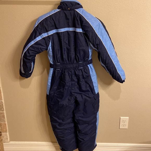 Reebok snow suit size youth small (7/8) - Picture 2 of 3